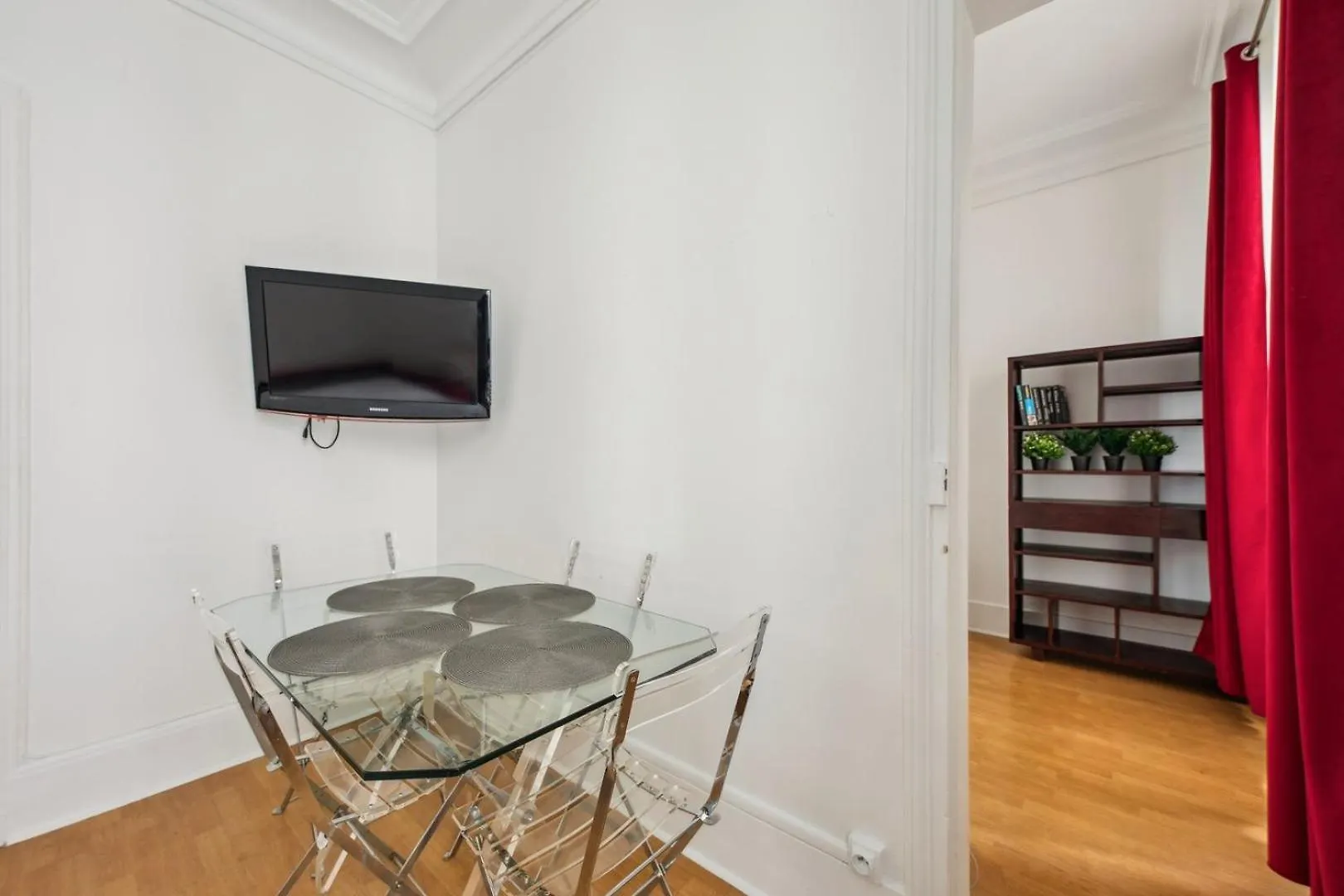Le Soyeux Apartment Paris 0*,